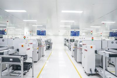 良信海鹽工廠榮登2023“中國標桿智能工廠”百強榜，物聯網技術服務引領產業升級